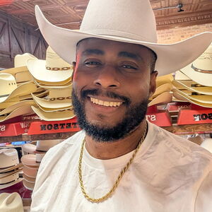 Fundraising Page: RoShawn Briscoe